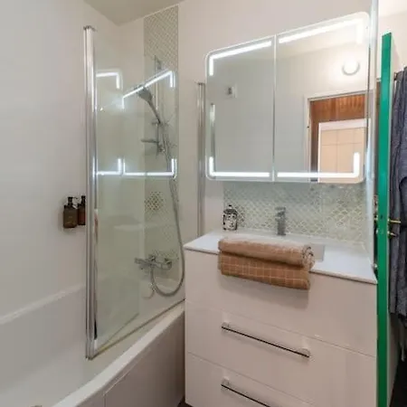 Studio Design & Confort Moderne Avec Balcon Parigi