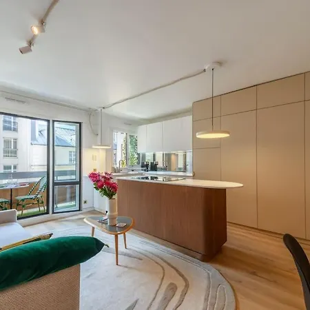 Studio Design & Confort Moderne Avec Balcon Appartamento *